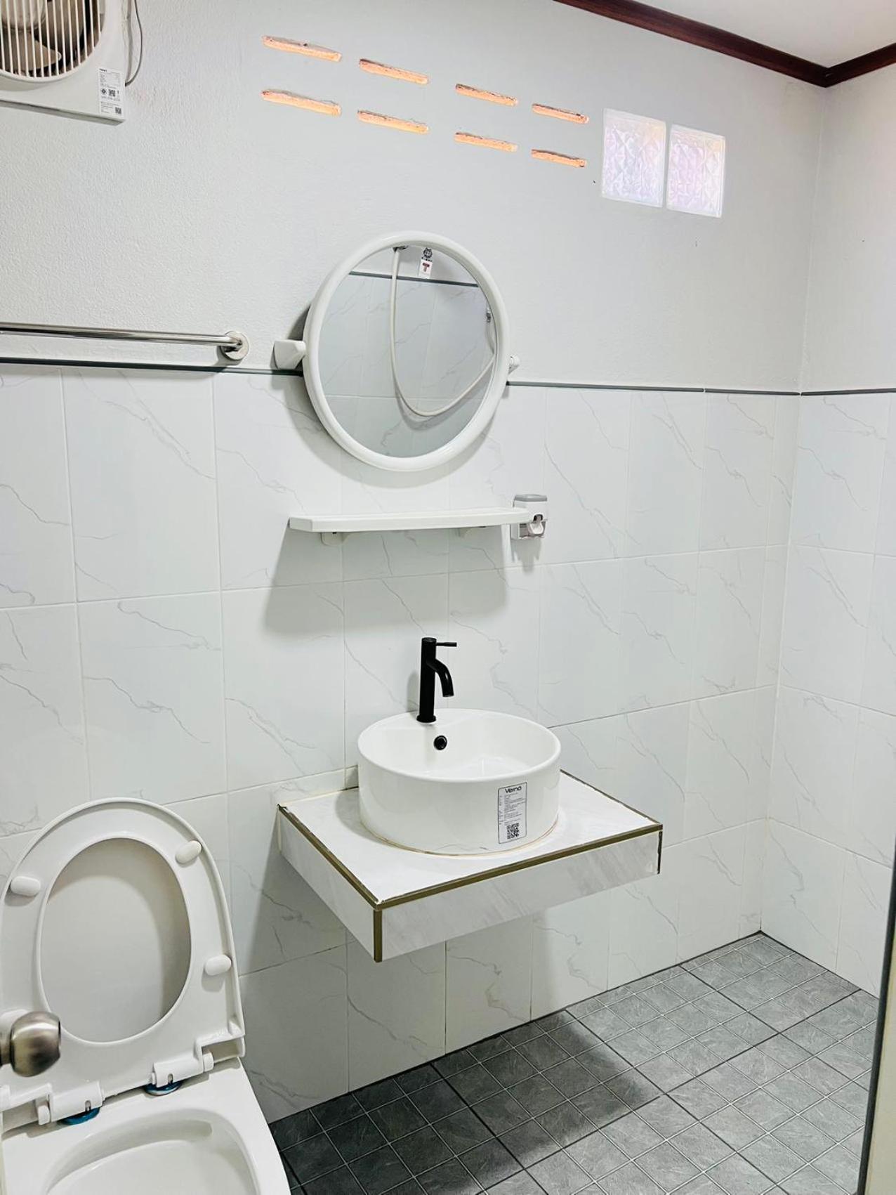 Lungwang Guest House Ban Rak Thai Exterior photo